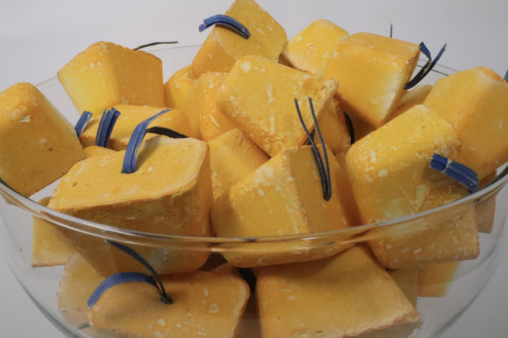 Yellow calcium block